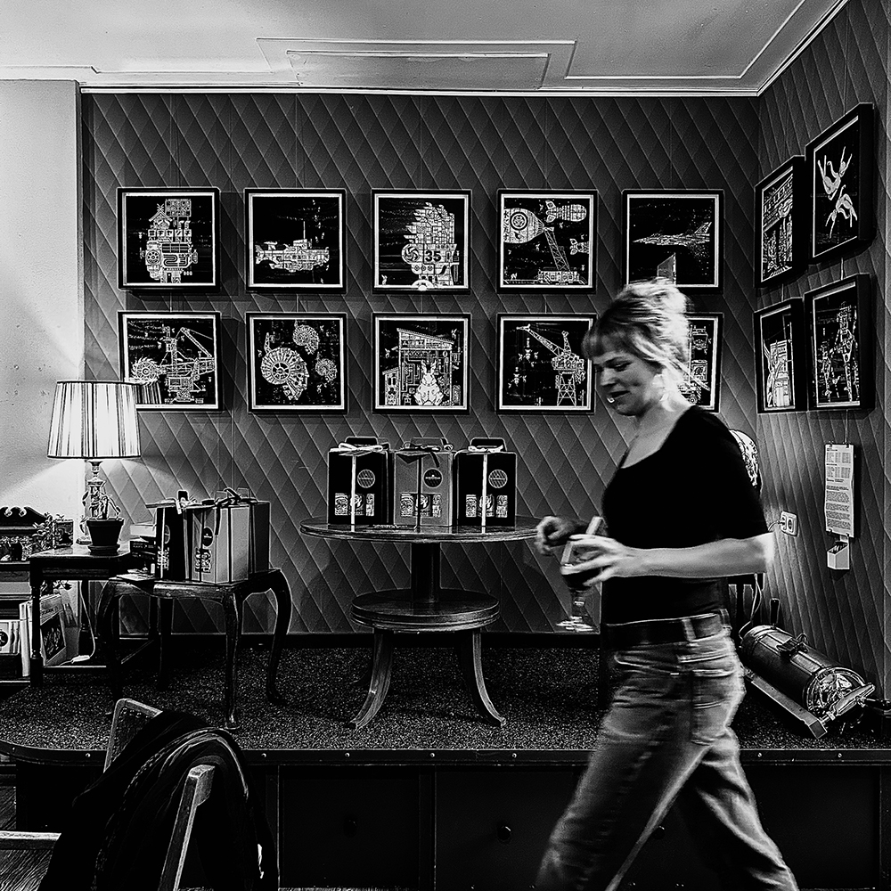 Portrait Leffe Goldstein, Ed van Oosterhout